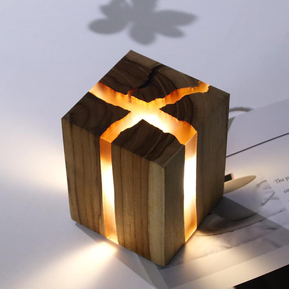Decorative Wood Brown Color Led Desk Lamp