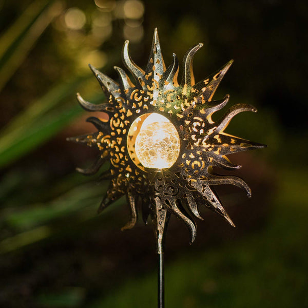 LED Solar Flame Light Metal LED Garden Light